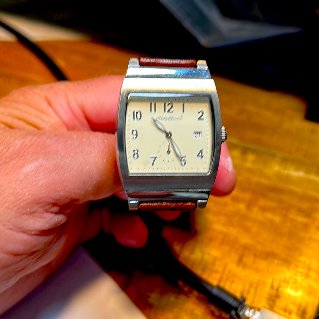 Eddie Bauer Reversible Band [Brown Or Black Band] Wrist Watch. Needs Battery.